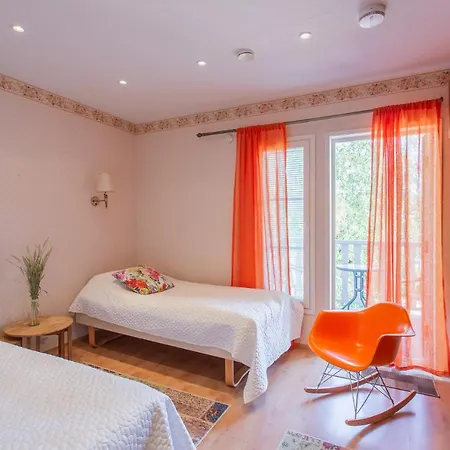 Saaristohotelli Vaihela * Velkua